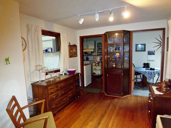 3rd image of 2943 NE 178th St