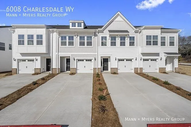 2 bed, 2.5 bath, 1678 sqft, $1,795 — Photo 2