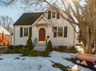 35 Arnold St, Middletown, CT 06457