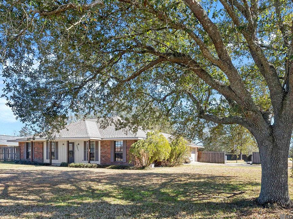 1st image of 40037 Autumn Meadow Ave