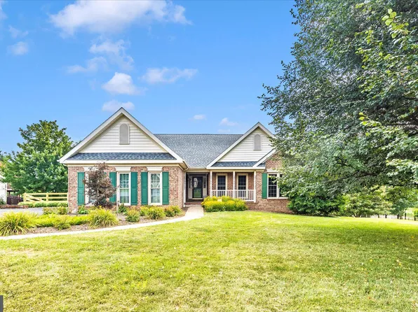 610 Fair Meadows Blvd, Hagerstown, MD 21740