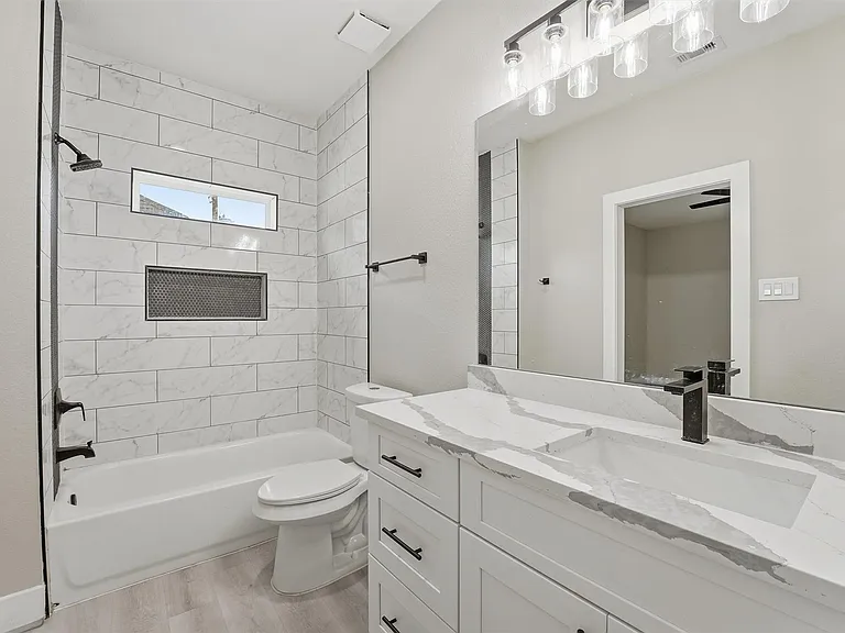 3107 Grassmere St #B — Photo 16