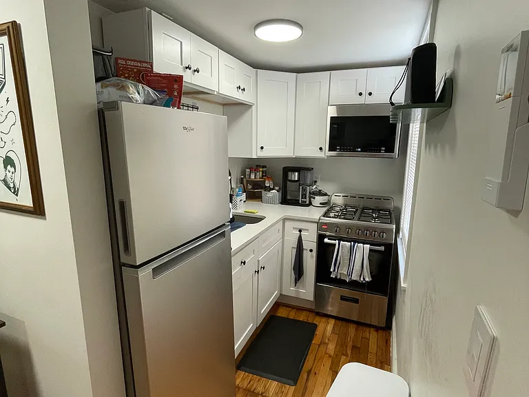 7 Main St #12 — Photo 2