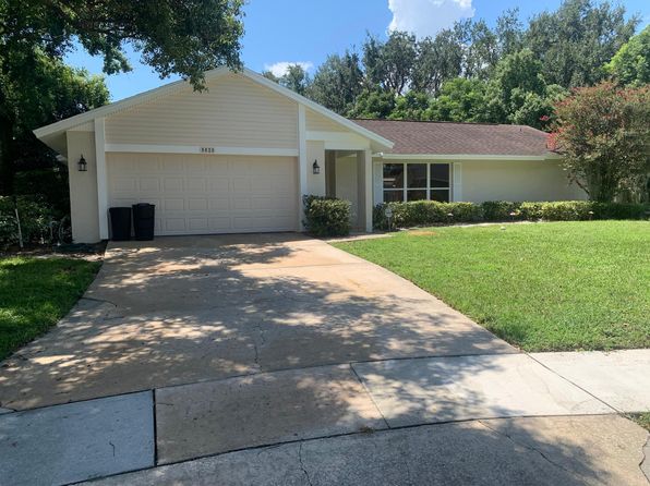9020 Reyes Ct