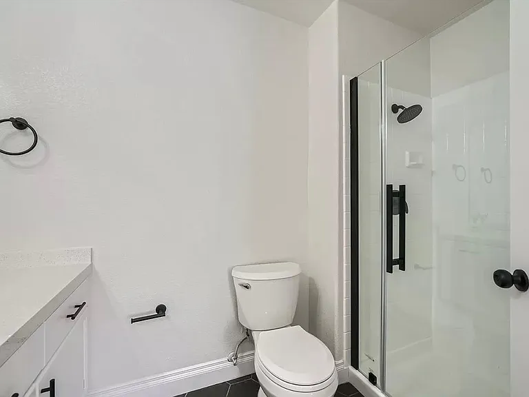 3328 Epson St — Photo 16