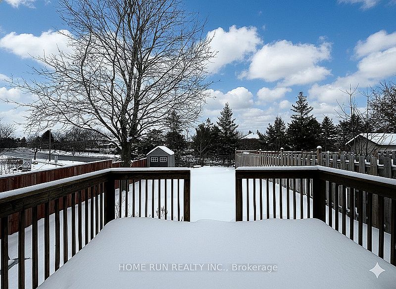 Ottawa House for rent - 3 Bedrooms — photo 3