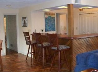 1 Whispering Hill Rd, Woburn, MA 01801