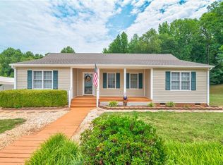 1506 Ballsville Rd, Powhatan, VA 23139