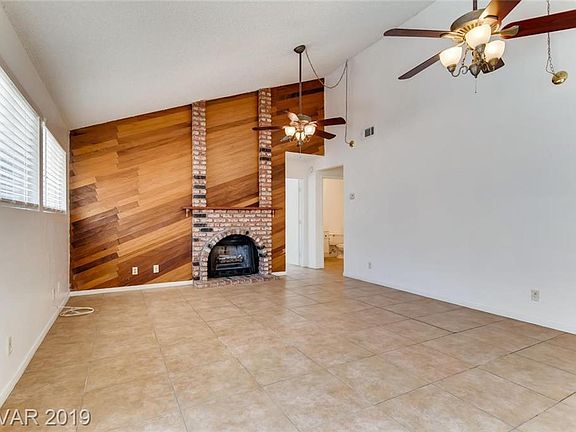 3rd image of 6213 Don Gaspar Ave