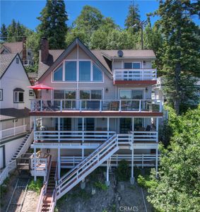 28768 Palisades Dr, Lake Arrowhead, CA, 92352