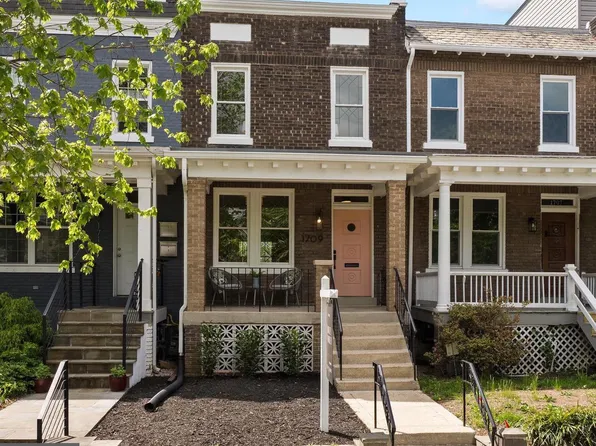 1709 D St SE, Washington, DC 20003