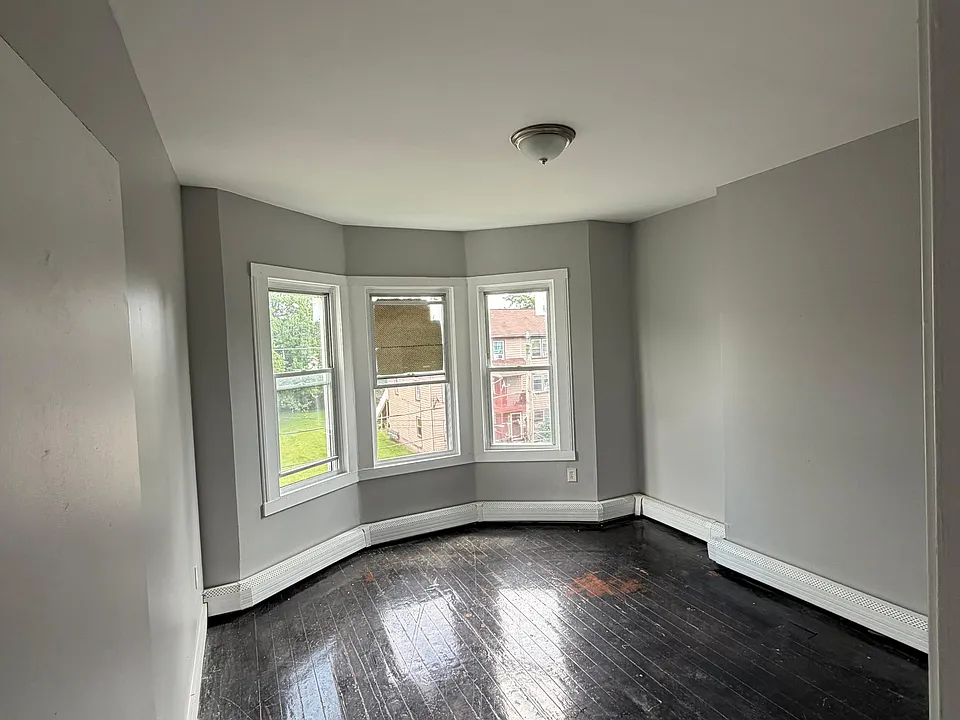 108-110 Clark St #1N