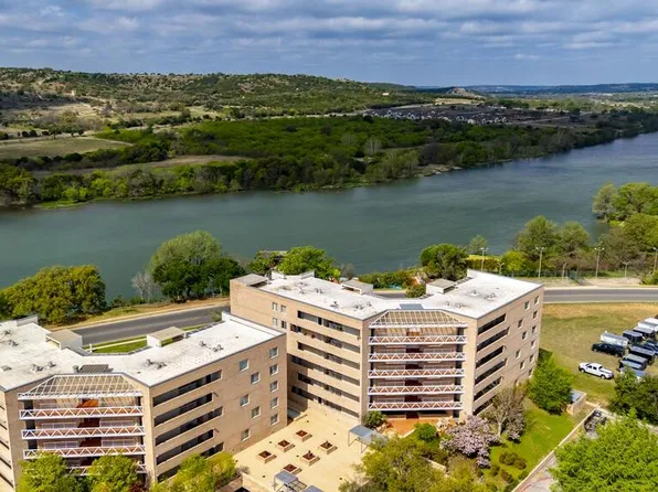1012 Guadalupe St, Kerrville, TX 78028