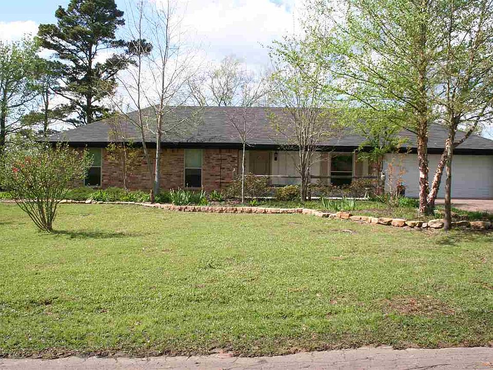 1st image of 6361 Pinewood Dr