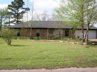 6361 Pinewood Dr, Gilmer, TX 75645