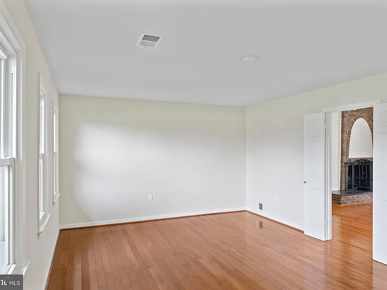 17004 Cashell Rd — Photo 29