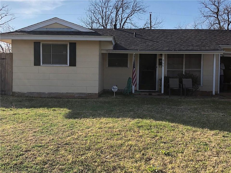 1st image of 966 N Bowie Dr