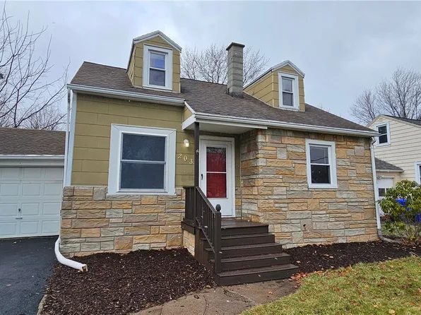 203 Newton Rd, Rochester, NY 14626