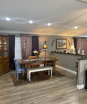 4th image of 1456 E Philadelphia Ave #410