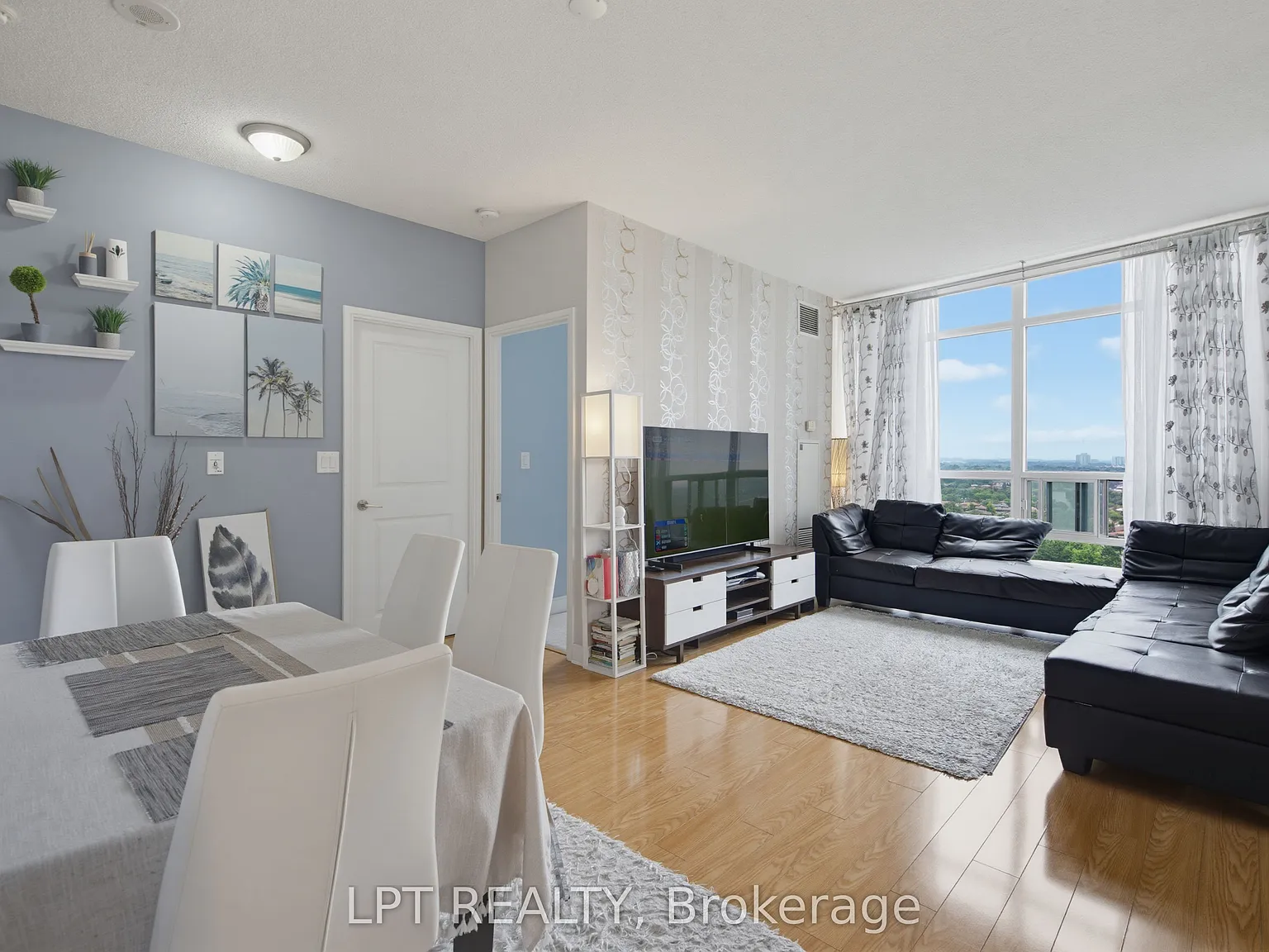 2 bed, $2,750 — Photo 2