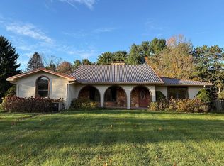 3678 Jewell Rd, Howell, MI 48843