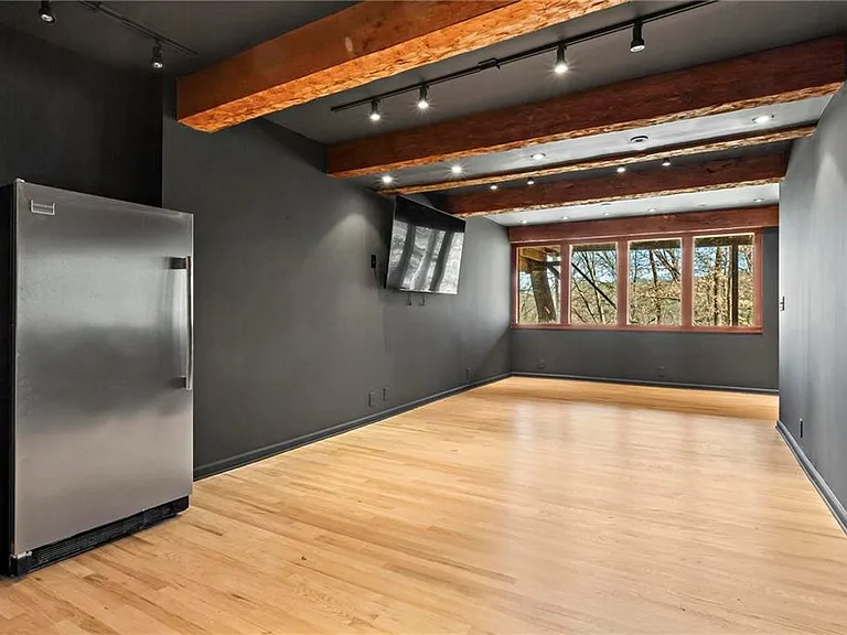 120 Laurel Dr NE — Photo 37