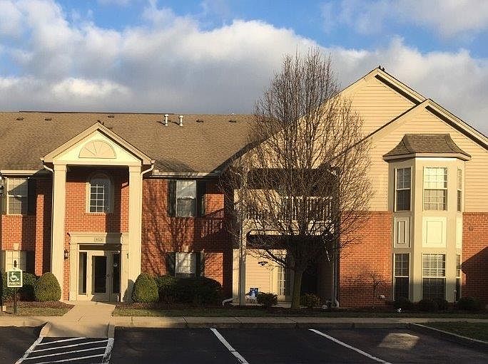 1st image of 8026 Pinnacle Point Dr APT 202