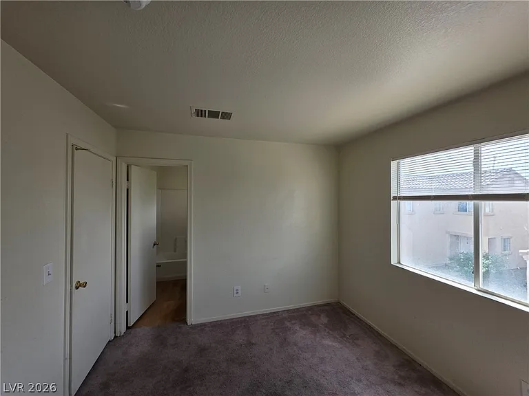 2506 Lady Elizabeth Ct — Photo 9