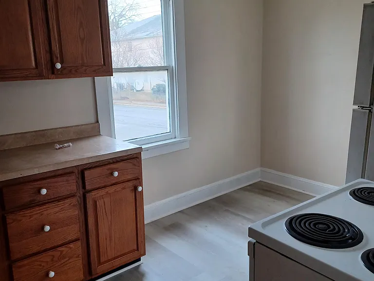 1001 S Cameron St — Photo 7