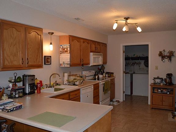 3rd image of 6107 Timber Lake Blvd