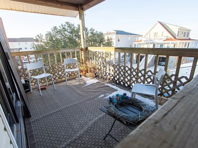 736 W Ocean View Ave #D — Photo 26