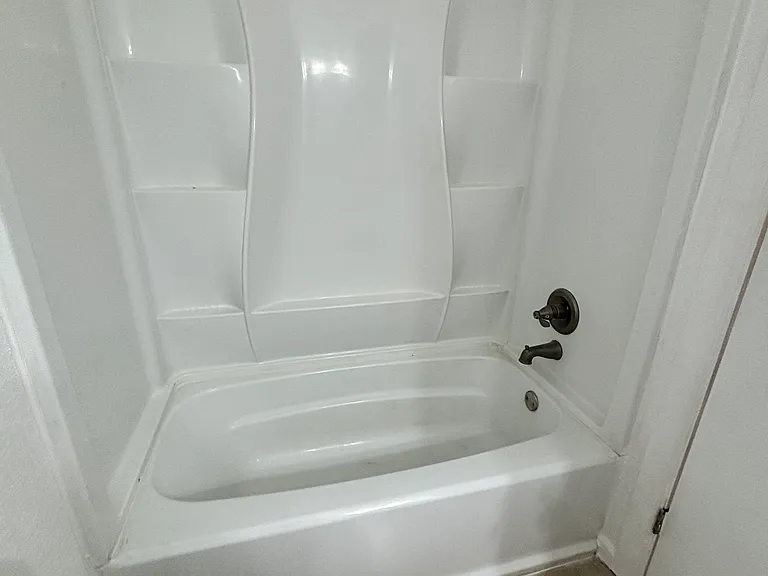 1820 S Monterey Dr #4 — Photo 4