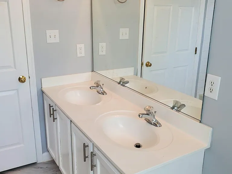 6514 Daytona Ct #D — Photo 8
