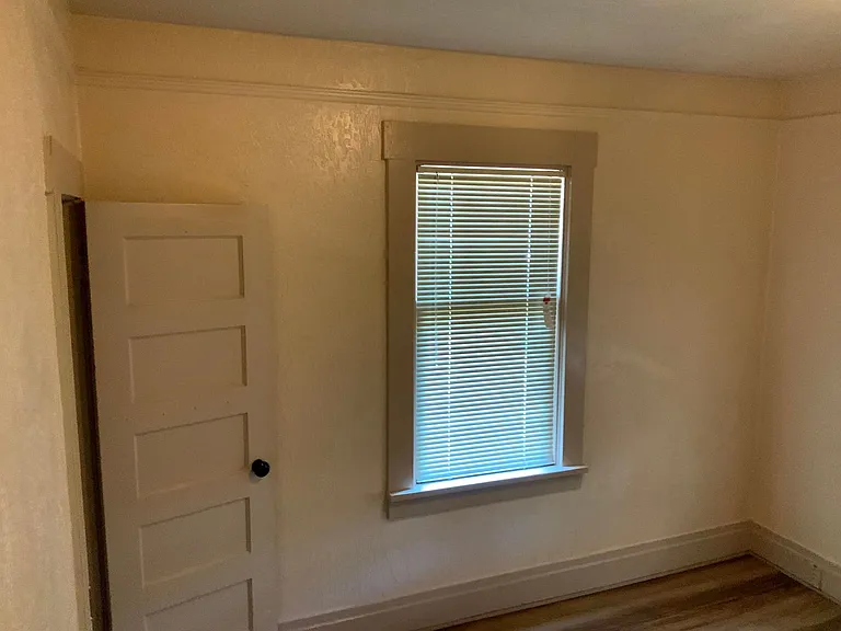 402 G St — Photo 12