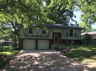 1611 SE 1st Street Ter, Blue Springs, MO 64014
