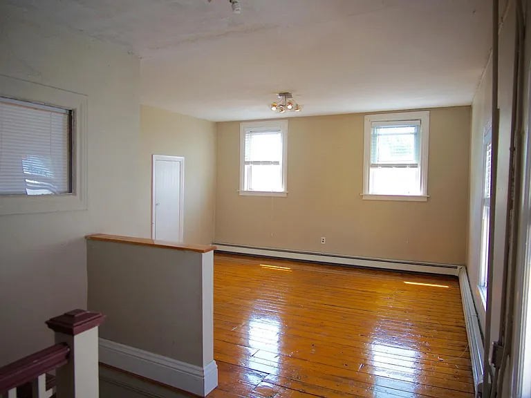 48 America St #3A — Photo 13
