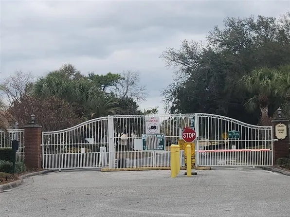 8334 Maybelle Dr, Weeki Wachee, FL 34613