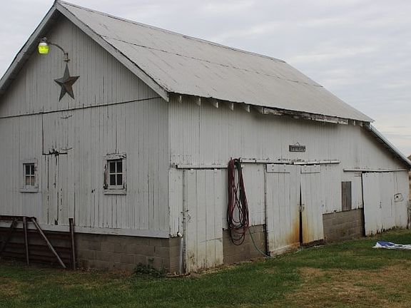 3rd image of 4397 S County Road 600 E