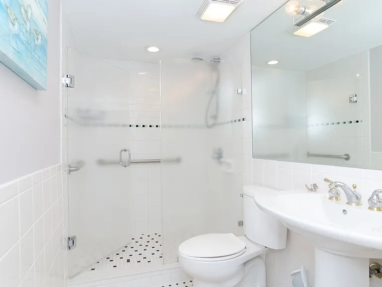 95 S Lumina Ave #3G — Photo 17