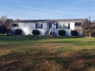 2449 K Parker Rd, Bradyville, TN 37026