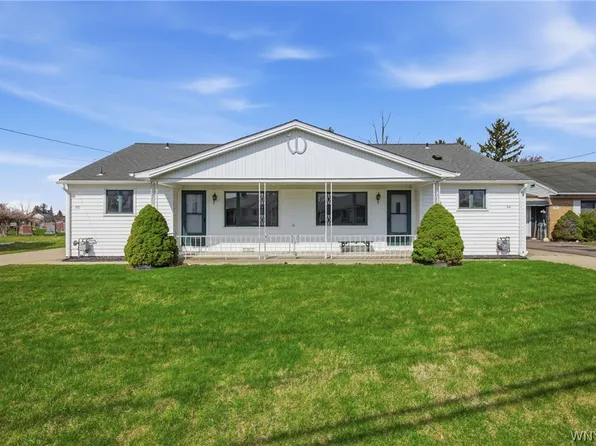 80 Ellwood Pl, Cheektowaga, NY 14225