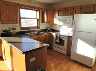 2265 Manley Dr, Sun Prairie, WI 53590