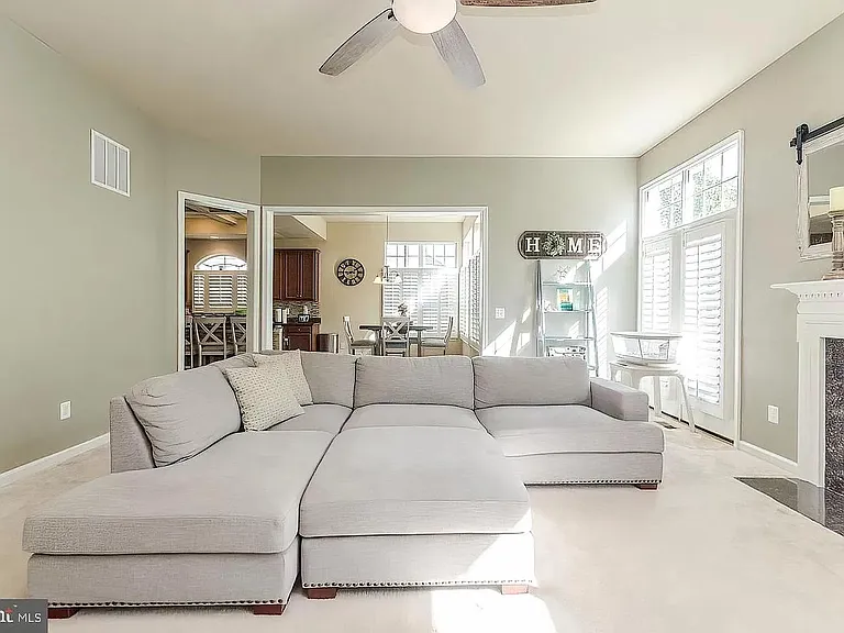 113 Setting Sun Ct — Photo 17
