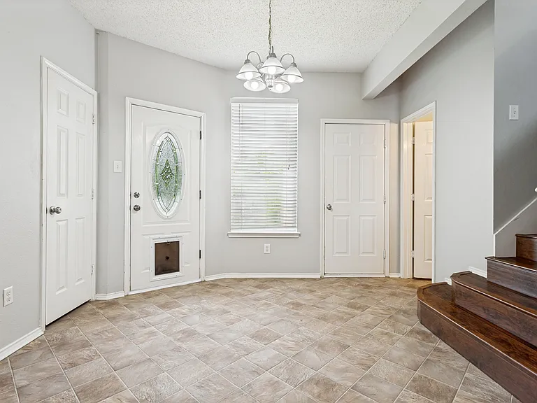 6722 Conestoga Dr — Photo 9