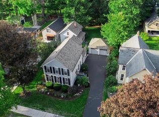 370 Oakwood Ave, East Aurora, NY 14052