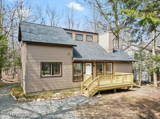 3042 Briarwood Dr, Tobyhanna, PA