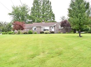 744 Rolling Green Dr, Bethel Park, PA