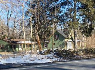2242 New Hackensack Rd, Poughkeepsie, NY