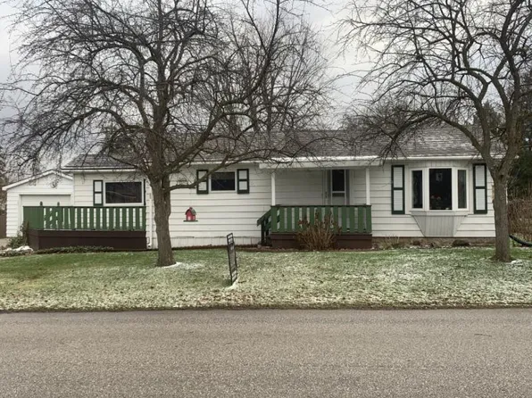 171 W Gamble St, Caro, MI 48723
