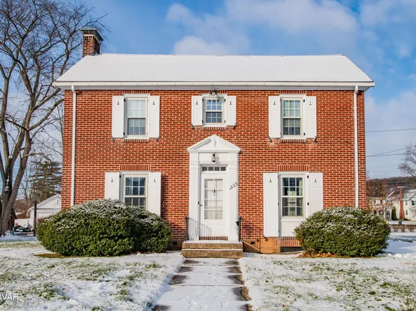1223 Lafayette Pkwy, Williamsport, PA 17701
